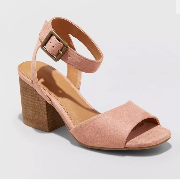 Universal Thread Shoes - NWT Universal thread Megan blush wedge sandals